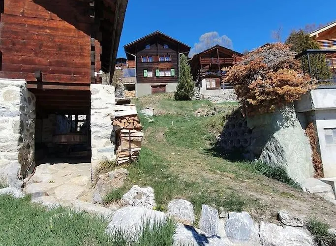 De Sur La Rive Droite Du Val D'herens Mase