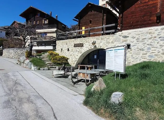 De Sur La Rive Droite Du Val D'herens *