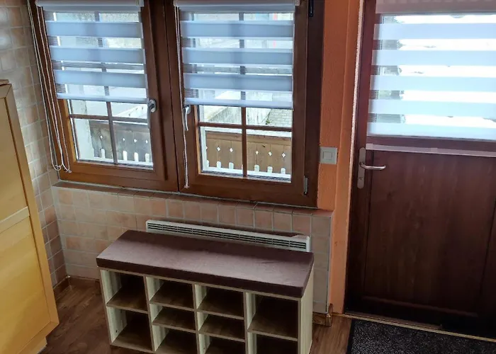 De Sur La Rive Droite Du Val D'herens Mase